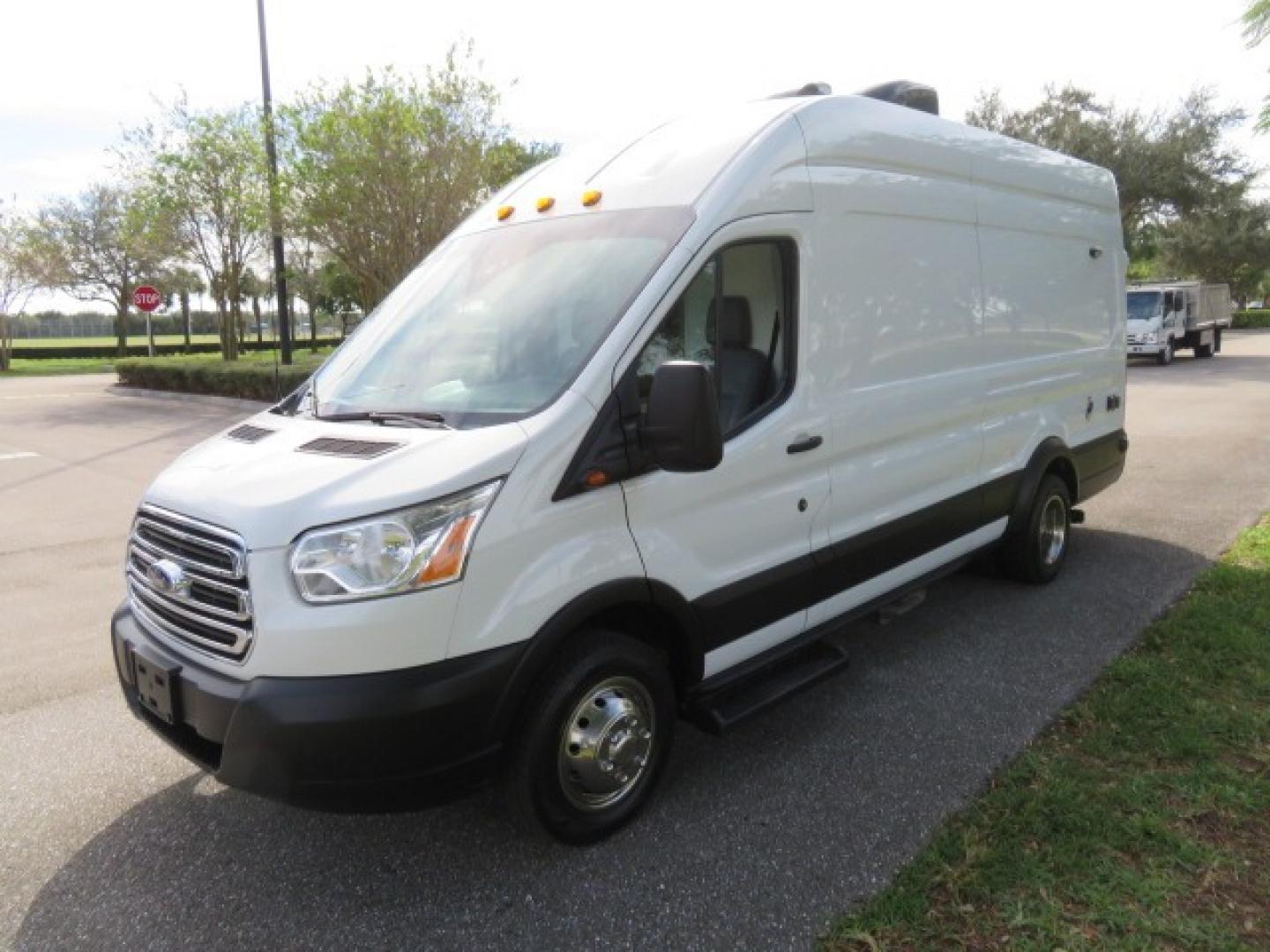 2019 White /Gray Ford Transit (1FTRS4XG0KK) , located at 4301 Oak Circle #19, Boca Raton, FL, 33431, (954) 561-2499, 26.388861, -80.084038 - 2019 Ford Transit T350 High Roof Extended Commercial Dog Grooming Van Wag-n-tails Dyna Groom Conversion fully equipped with everything you need to start your dog grooming business or add to your fleet. Mobile Dog Grooming Van Mobile Grooming Vehicle. Wag-N-Tails Conversion. This van is fully loaded - Photo#21